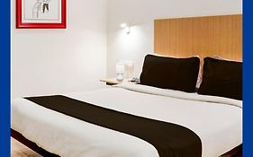 Townhouse Ulsoor Near Halasuru Metro Station